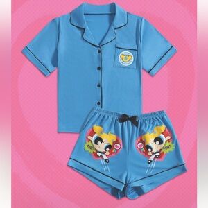 Adult women’s M power puff girl